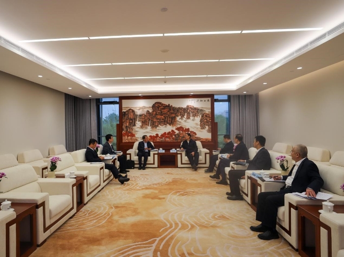 中国工程咨询协会会长肖凤桐赴中咨公司开展专题调研